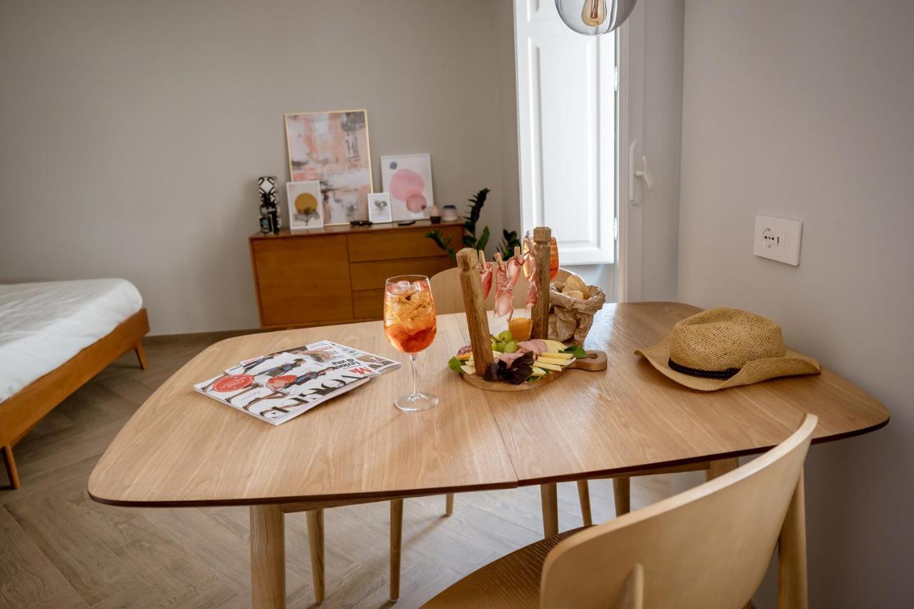 Vetriera41 Appartement Castelbuono  Buitenkant foto
